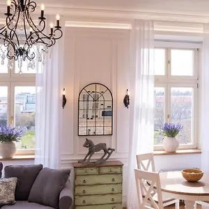 Apartment Charme De Provence In, Prague